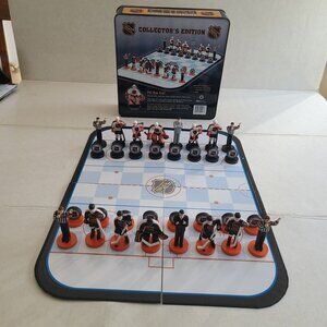 NHL Chess Game Collector's Edition USAopoly Complete 2005